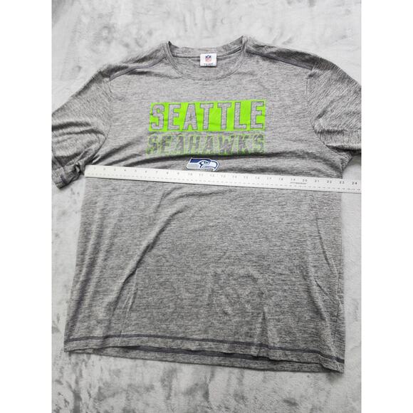 NFL Team Apparel Seattle Seahawks Football Graphic Tee Size XL Gray Crew Neck - Picture 8 of 10